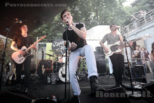 WHACKS - 2021-07-02 - PARIS - Terrasse du Trabendo - 